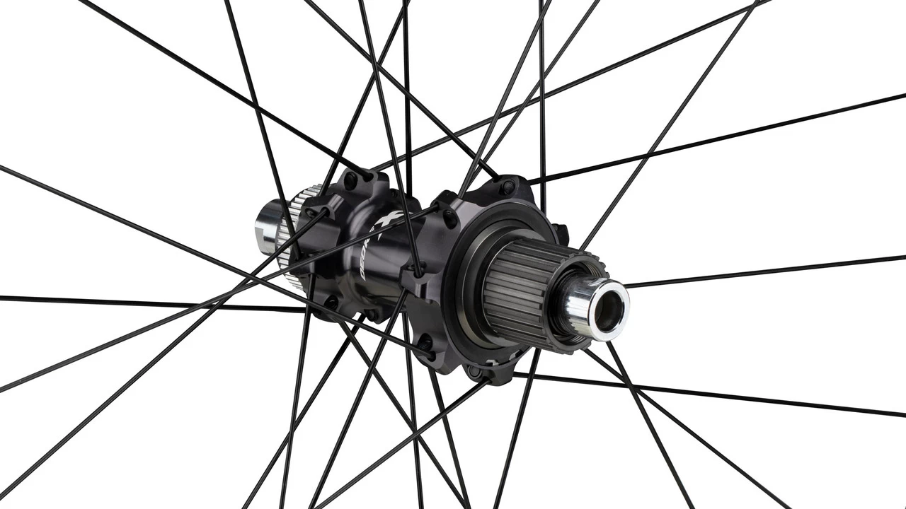 Shimano Set De Roues WH-M8100-TL-B XT Disc Center Lock 27,5" 7 Shimano Set De Roues WH-M8100-TL-B XT Disc Center Lock 27,5" – Image 5